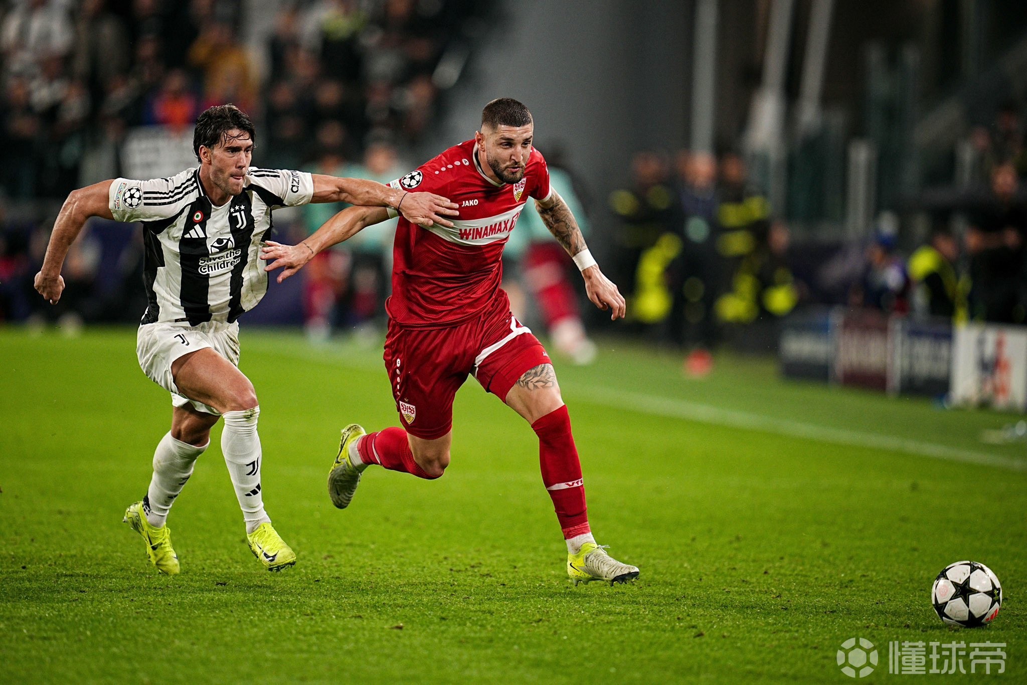 今晨斯图加特再遭质疑：欧冠节点到来，悬念犹存，赛季目标并未改变的简单介绍